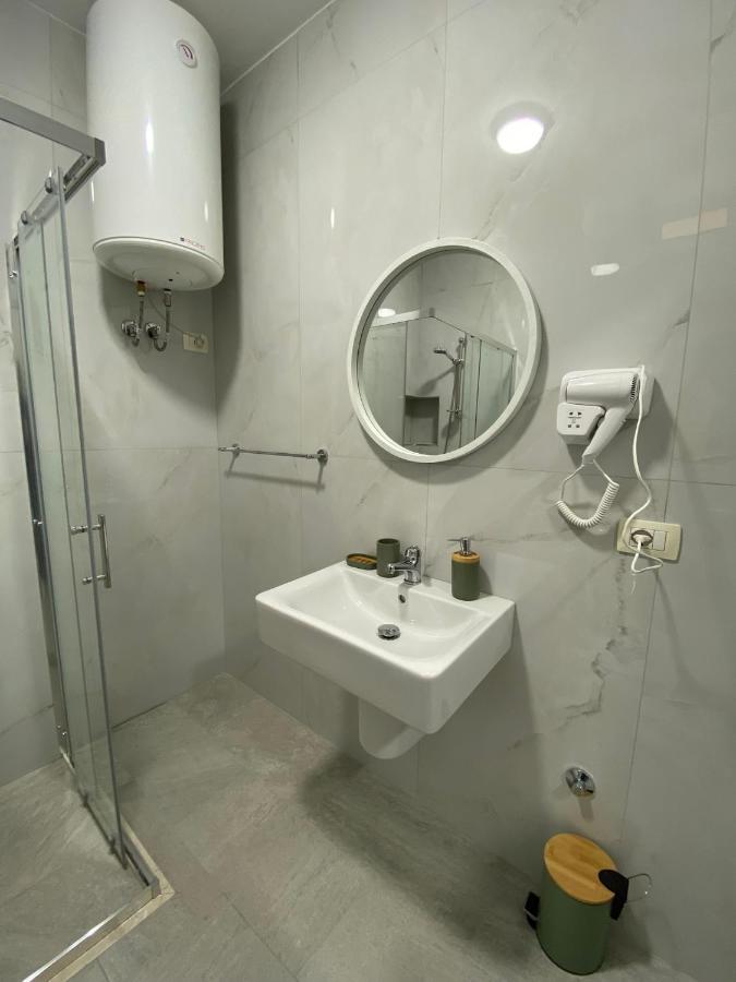 Bellavista Qerret Apartment 1 Golem  Exteriér fotografie